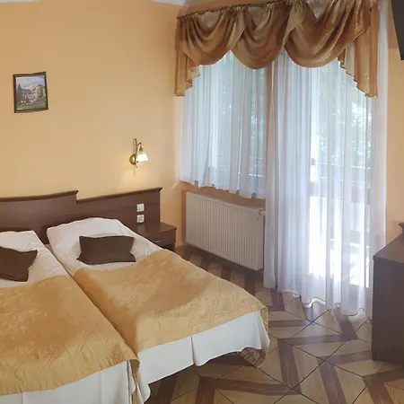 Pokoje Goscinne Akacja Polanica-Zdroj Exterior photo