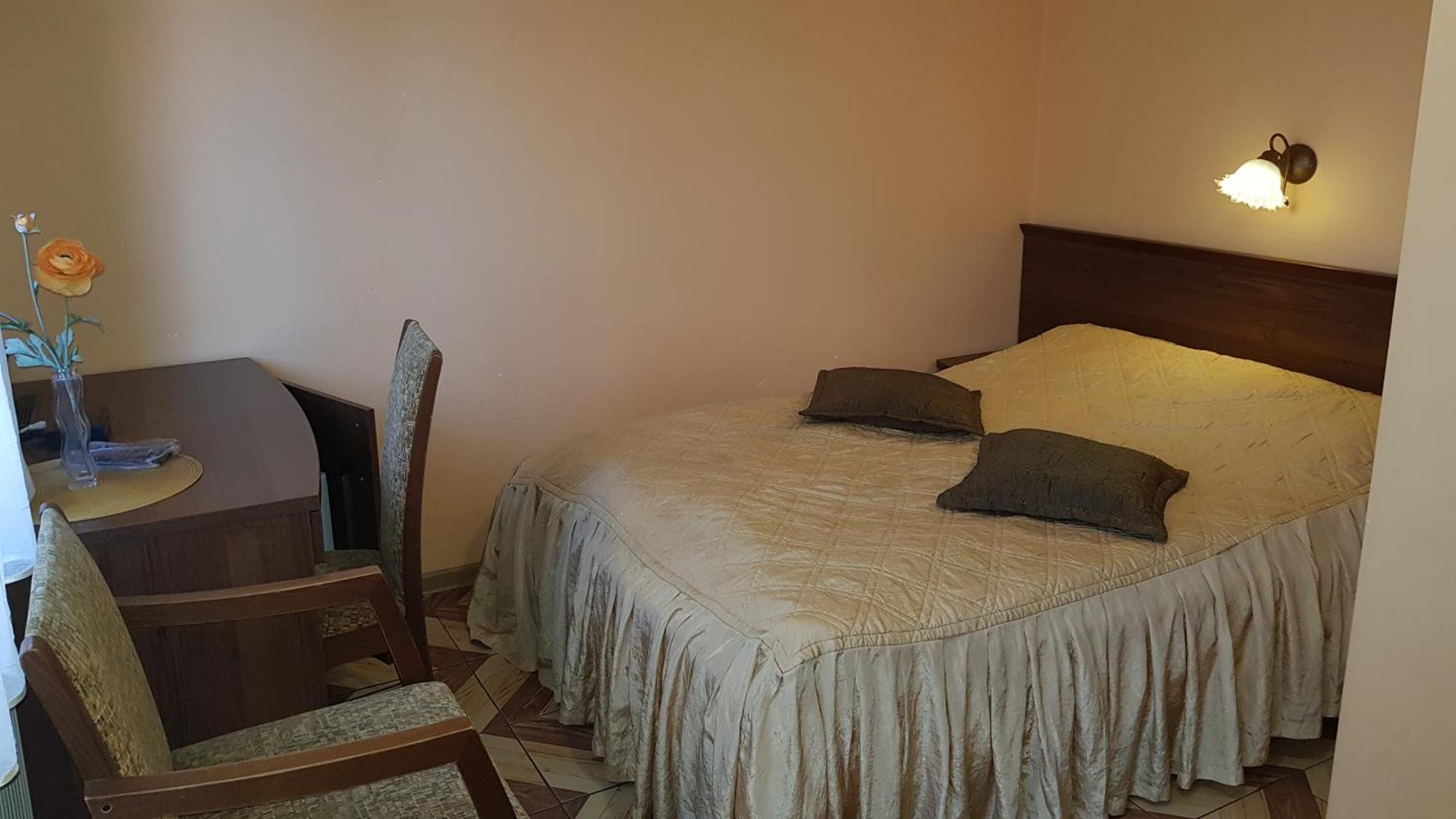 Goscinne Akacja Bed & Breakfast Polanica-Zdrój