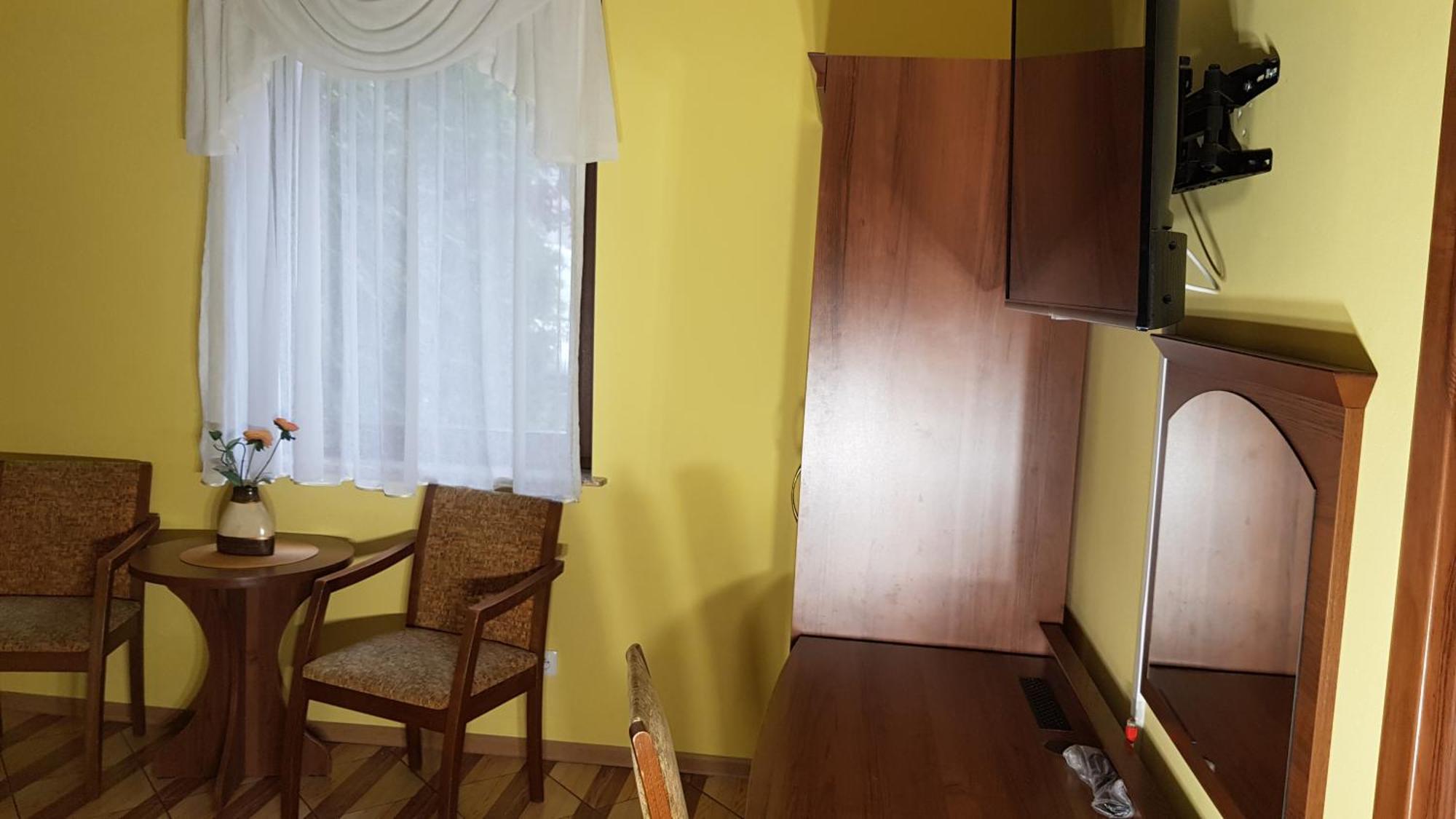 Goscinne Akacja Bed & Breakfast 3*