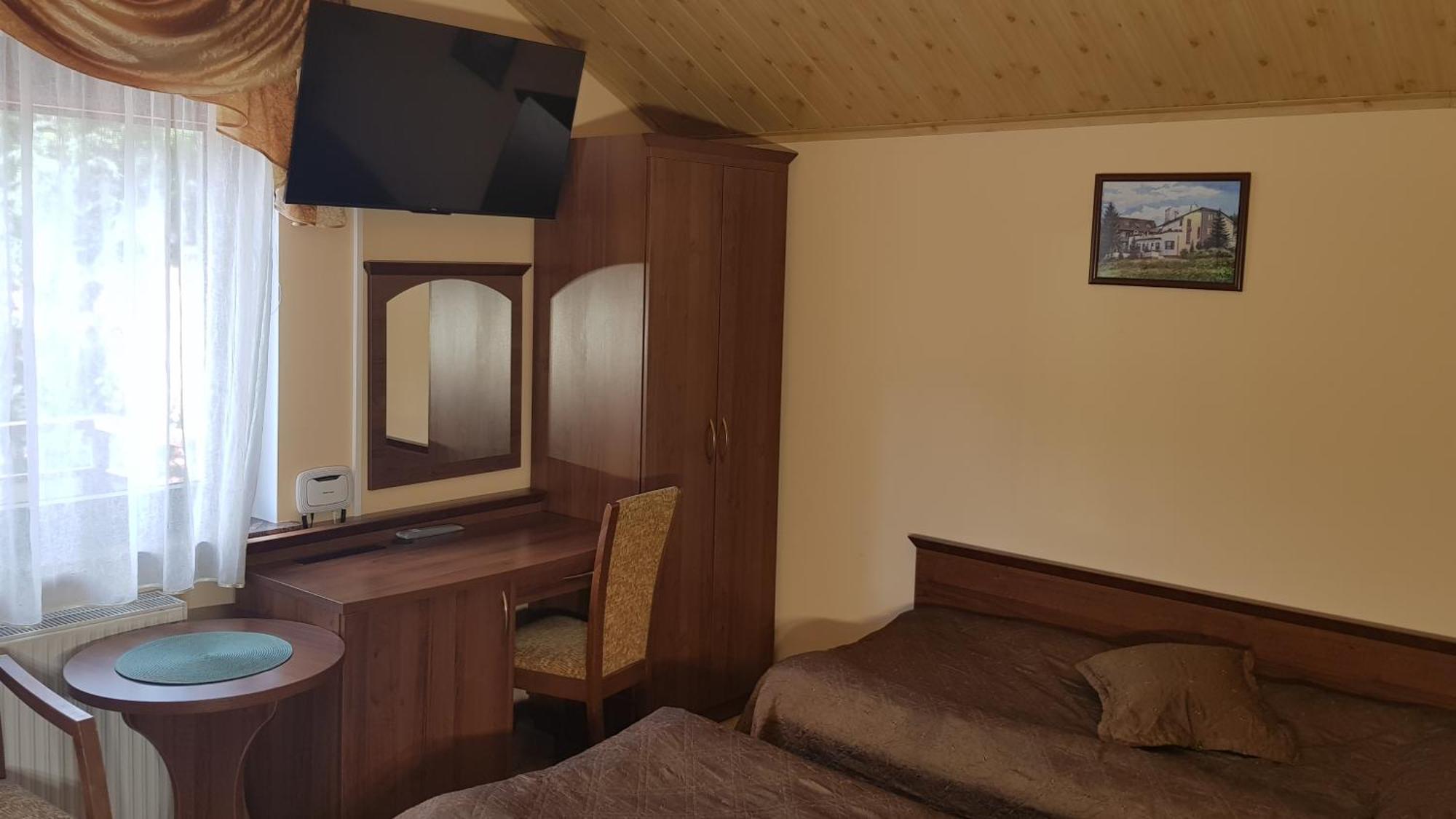 Goscinne Akacja Bed & Breakfast Polanica-Zdrój