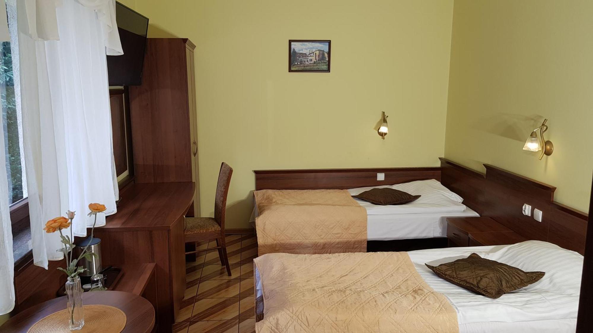 Goscinne Akacja Bed & Breakfast 3*