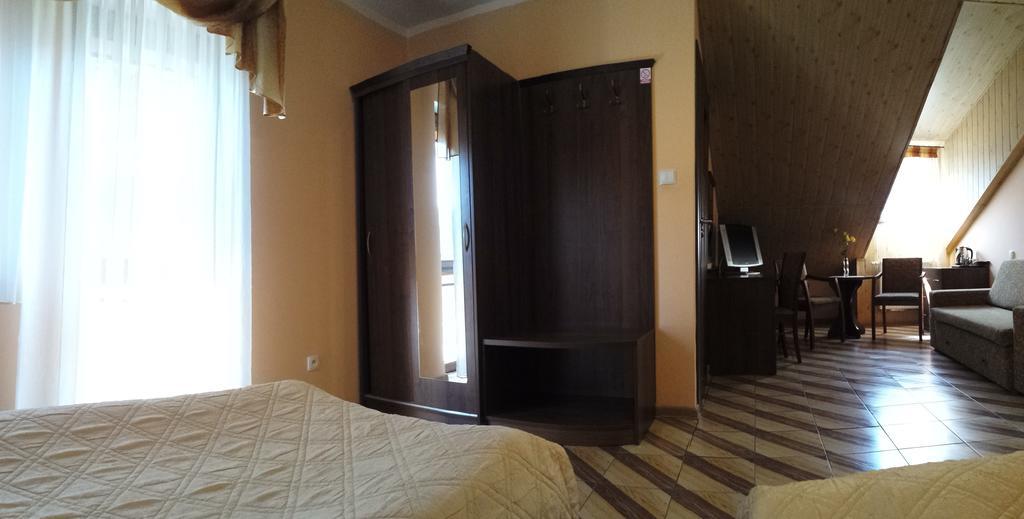 Bed & Breakfast Goscinne Akacja 3*